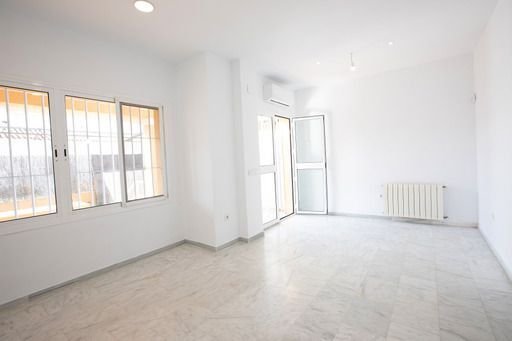 Townhouse in El Puerto de Santa María, Andalusia, Spain 3 - 17083871