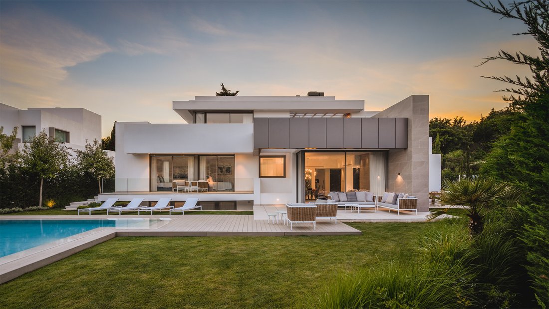 Villa in Estepona, Andalusia, Spain 2 - 17082892
