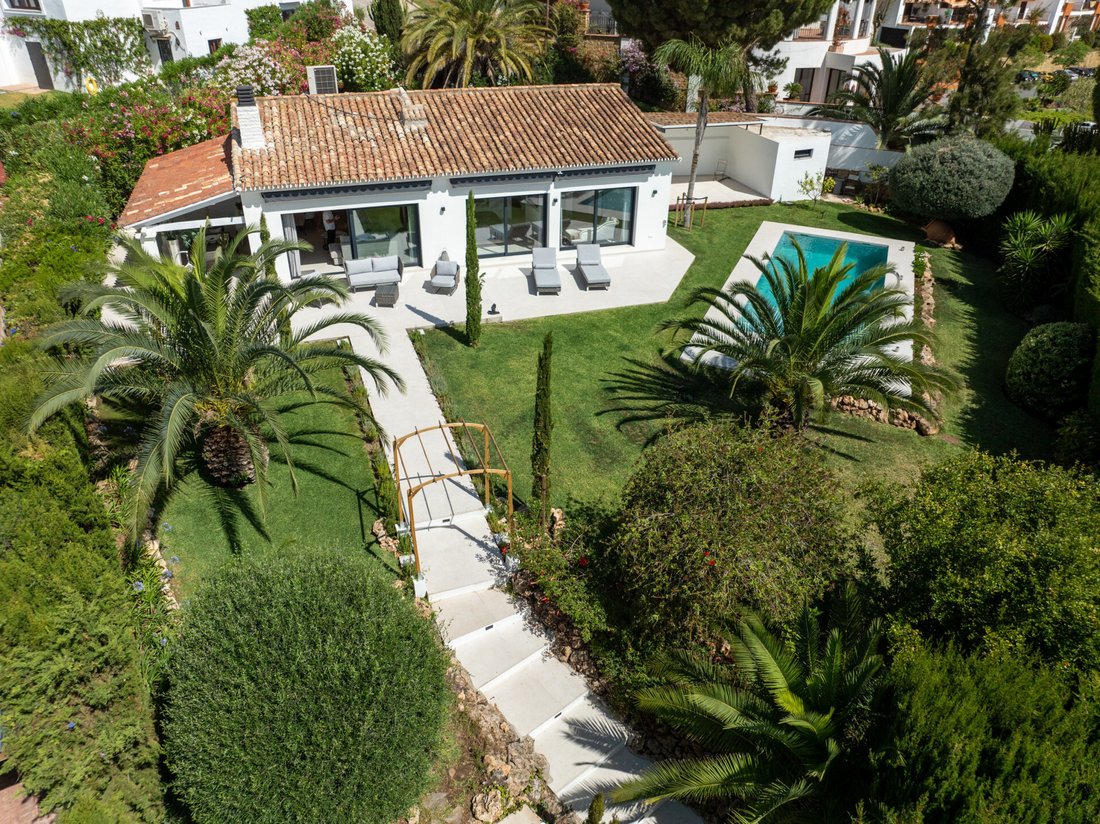 House in La Quinta, Benahavis, Andalusia 1 - 17082854