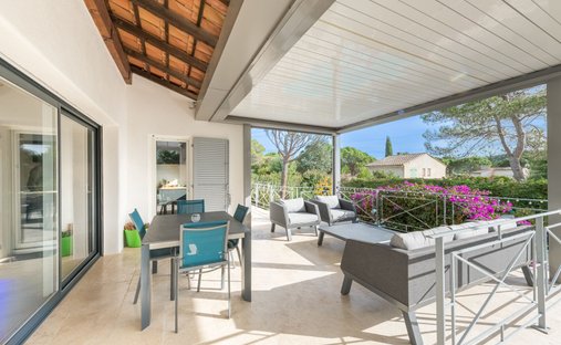 Villa in Valescure-Vaulongue-Clair Bois-Vallon Suveret, Saint-Raphaël, France 1