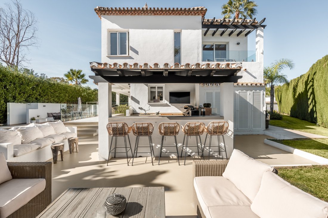 Villa in Nueva Andalucia, Marbella, Spain 1 - 17082850