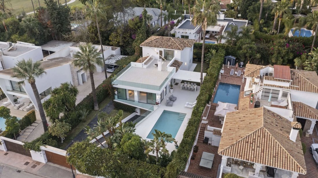 Villa in Nueva Andalucia, Marbella, Spain 2 - 17082860