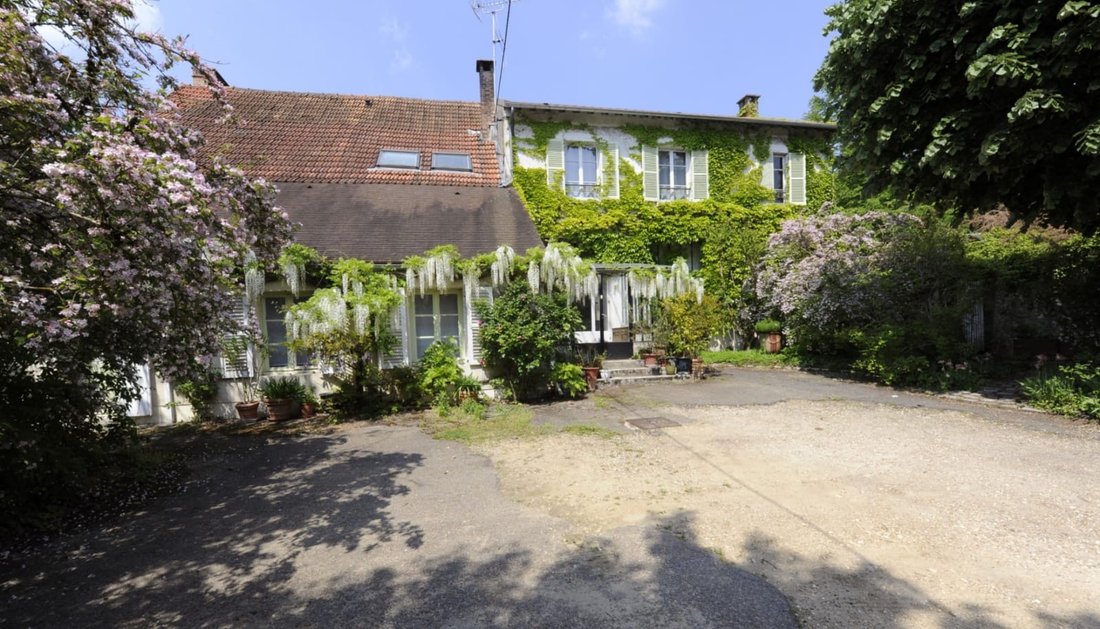 House in Gif-sur-Yvette, Ile-de-France, France 1 - 17075077