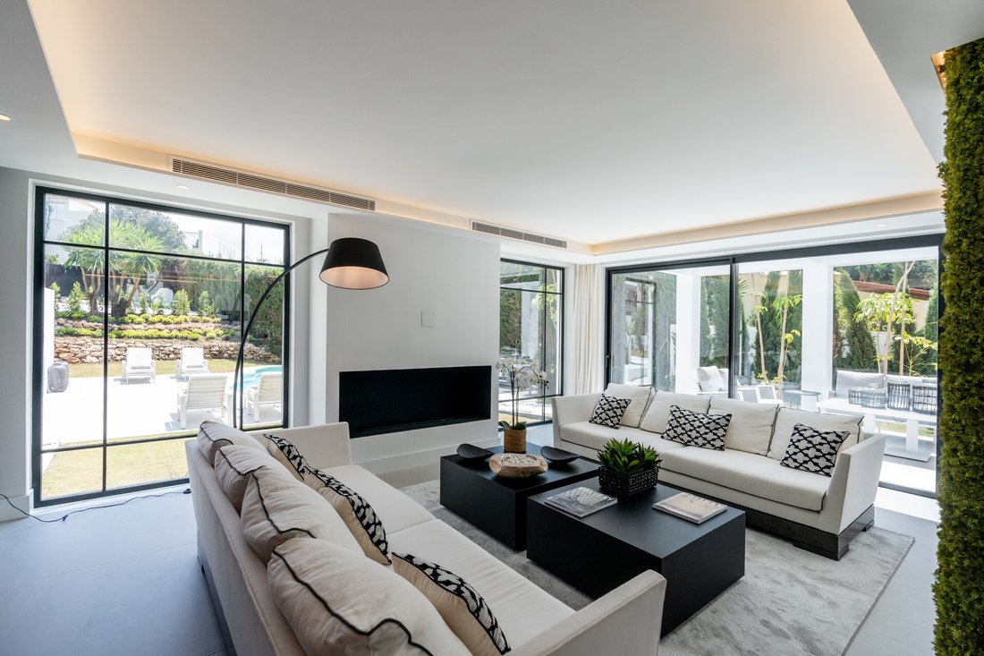 Villa à Nueva Andalucia, Marbella, Espagne 4 - 17082878