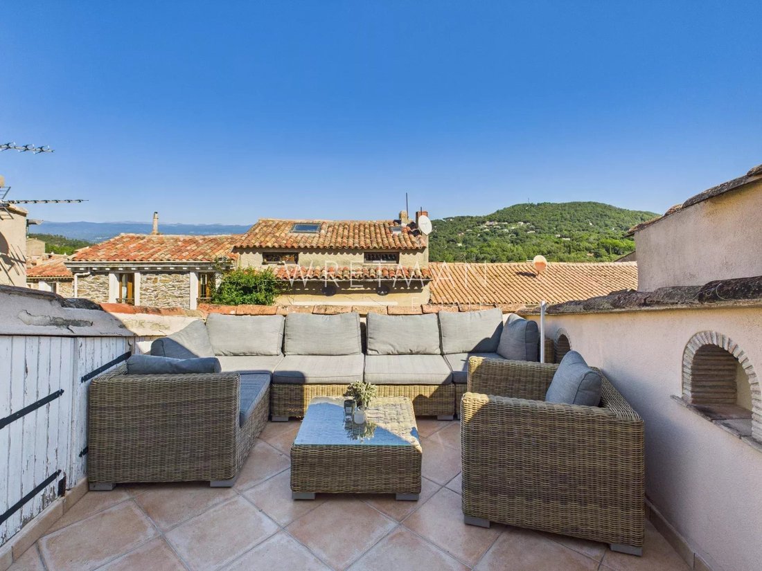 Casa en La Garde-Freinet, Provenza-Alpes-Costa Azul, Francia 1 - 17075524