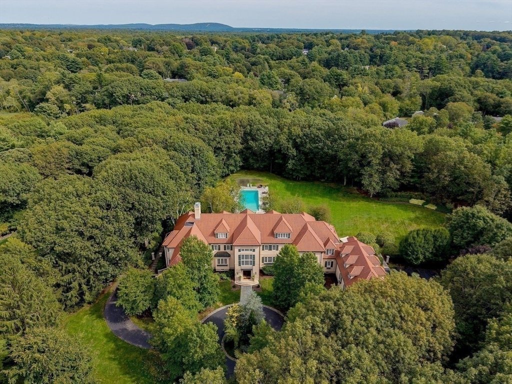 House in Westwood, Massachusetts, United States 5 - 17083098