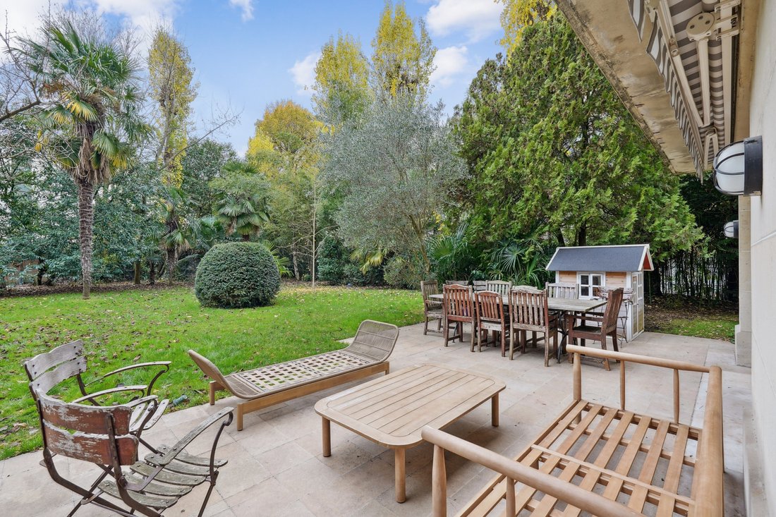 Apartment in La Plaine des Sablons, Neuilly-sur-Seine, France 1 - 17081659
