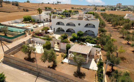 Villa in Porto Cesareo, Apulia, Italy 1