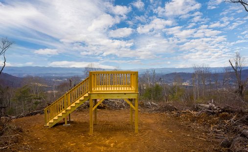 Land in Asheville, North Carolina, United States 1