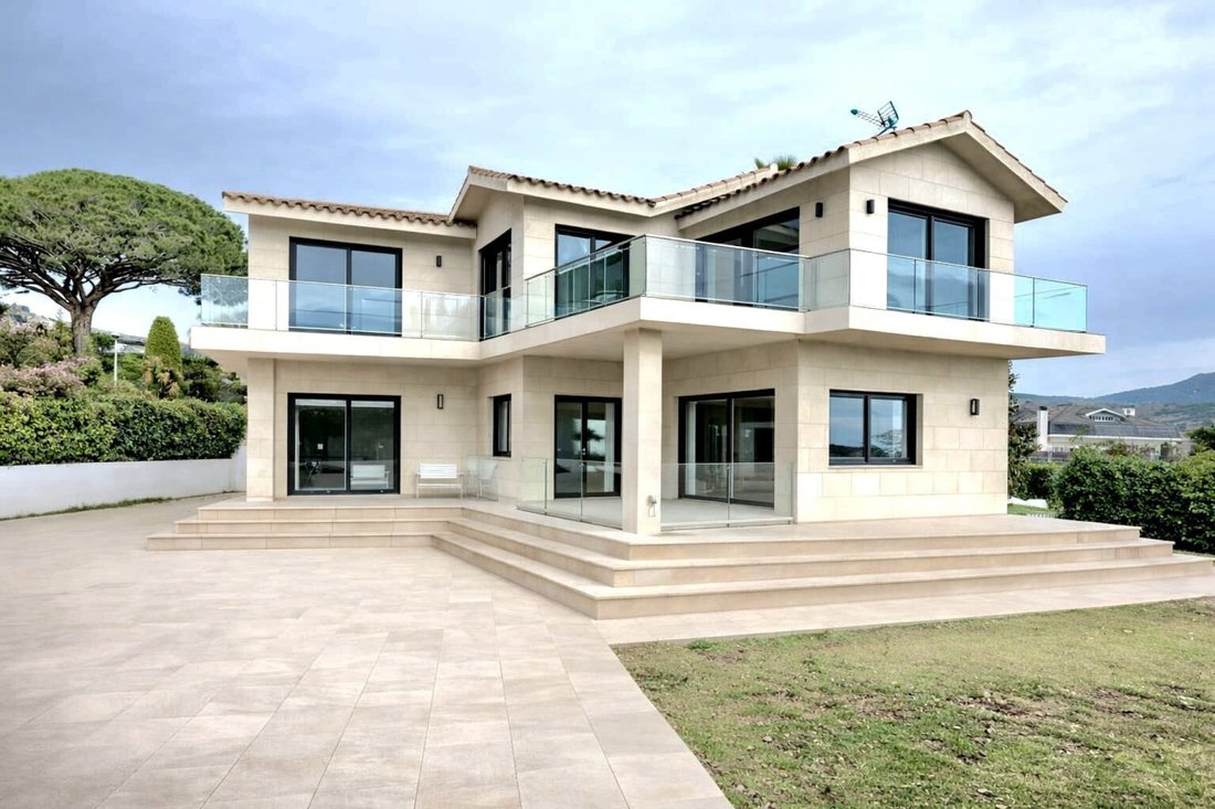 House in Alella, Catalonia, Spain 2 - 17037544