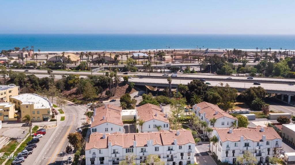 Condo in Ventura, California, United States 4 - 17051111
