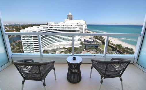 Condo in Miami Beach, Florida, United States 1