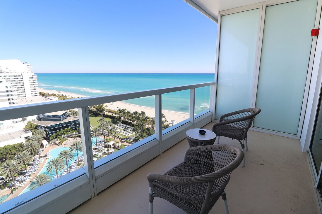 Condo in Miami Beach, Florida, United States 2 - 17084120