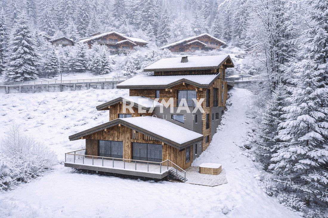 Chalet in Morzine, Auvergne-Rhône-Alpes, France 1 - 16648378