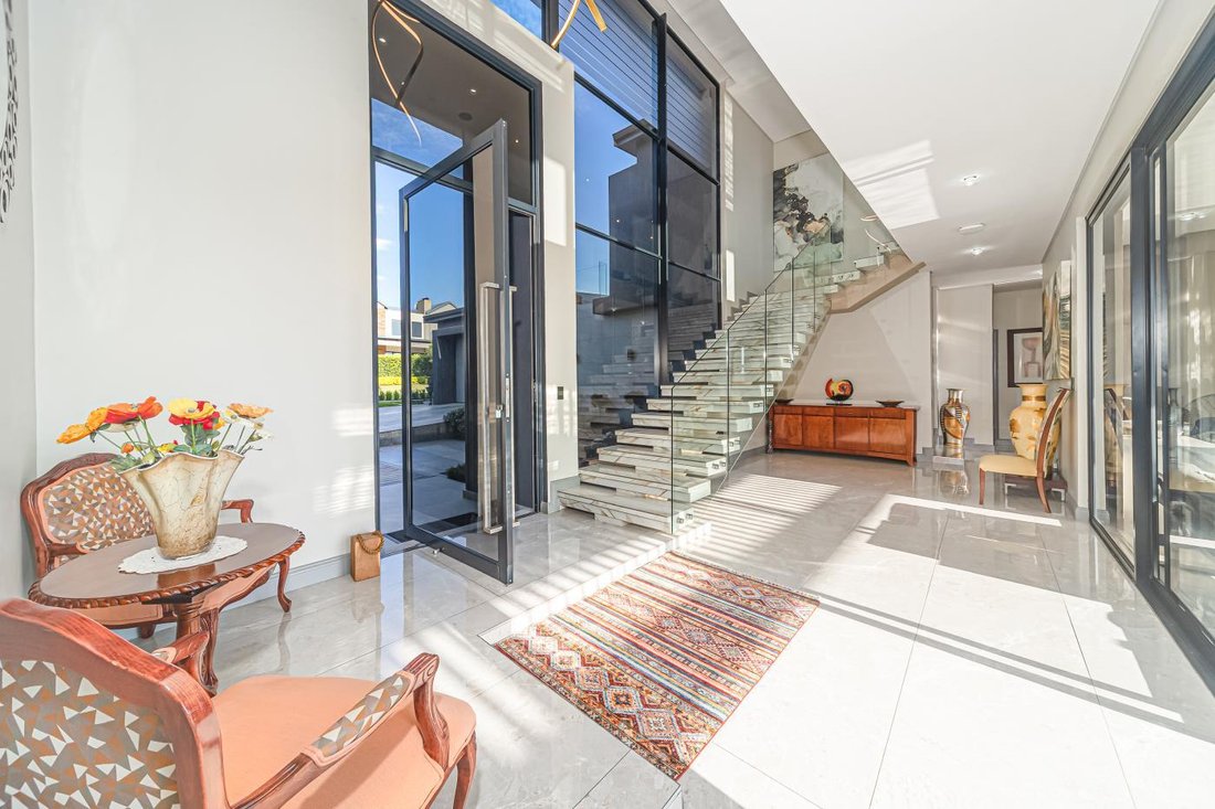 Estate in Centurion, Gauteng, South Africa 5 - 17095211