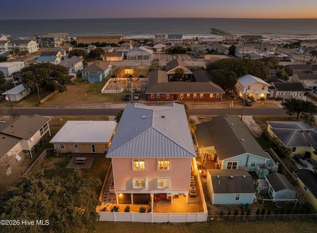 Condo in Kure Beach, North Carolina, United States 1 - 17093976