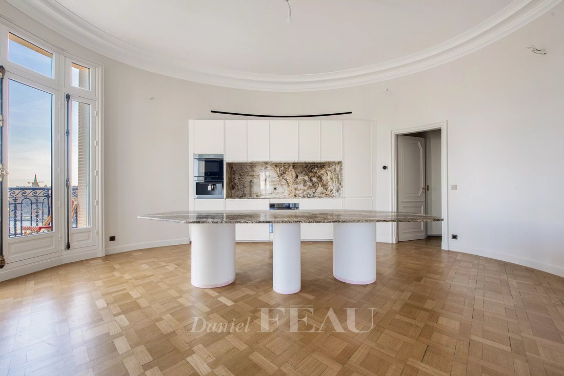 Apartment in Chaillot, Paris 16e Arrondissement, Paris 4 - 17089603