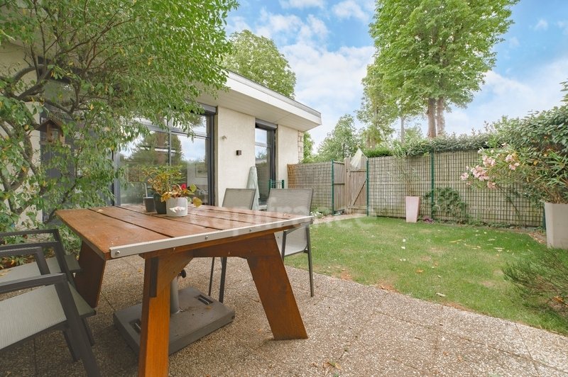 House in Napoleon, Maisons-Laffitte, France 1 - 17095145