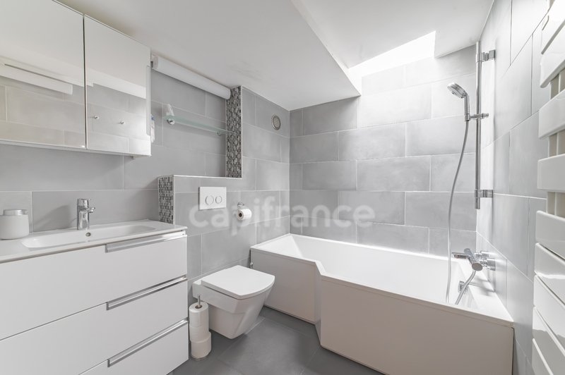 House in Napoleon, Maisons-Laffitte, France 5 - 17095145