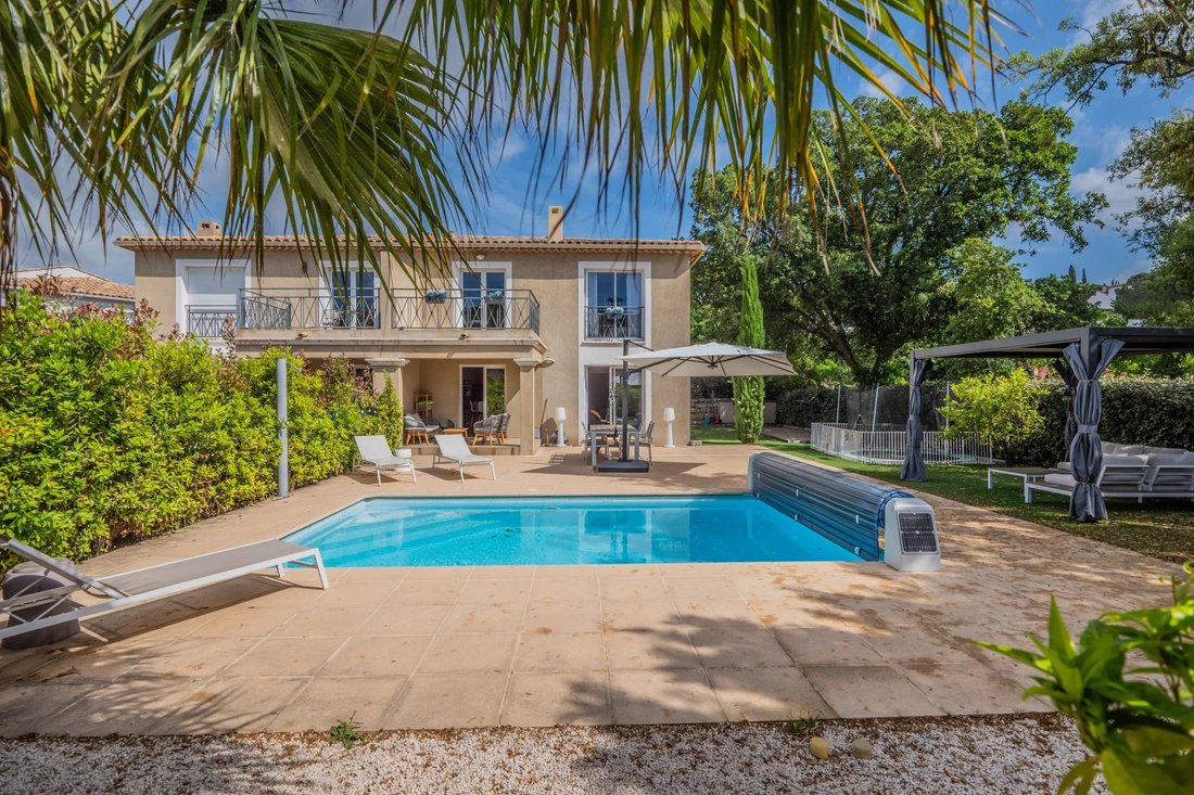 Villa in Les Issambres, Roquebrune-sur-Argens, France 2 - 13385393