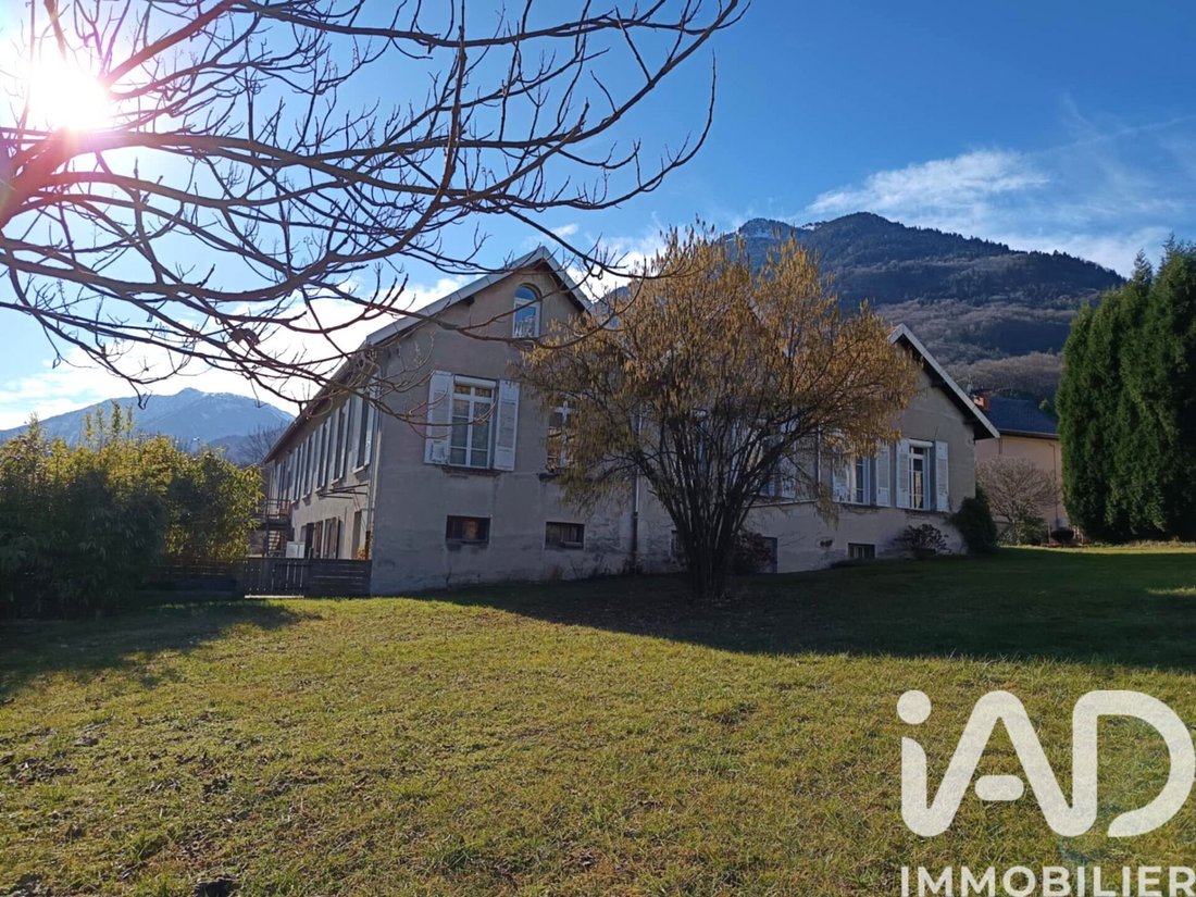 House in Saint-Remy-de-Maurienne, Auvergne-Rhône-Alpes, France 1 - 17092996