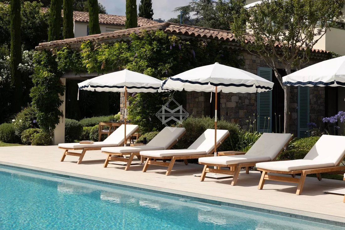 Villa in Les Termes, Mandelieu-la-Napoule, France 2 - 15302038