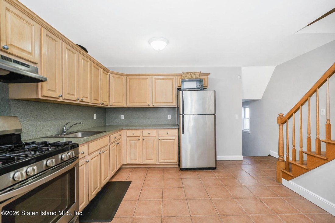 House in New York, New York, United States 4 - 17093341
