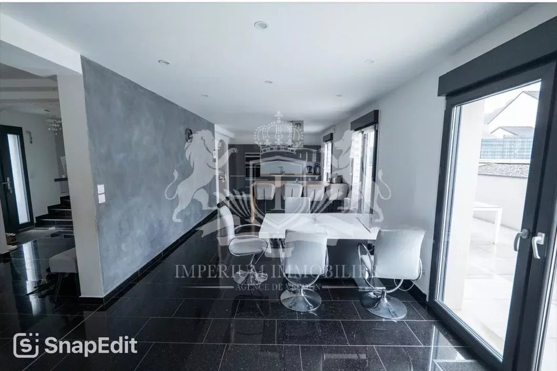 Villa in Fameck, Grand Est, France 5 - 17089982