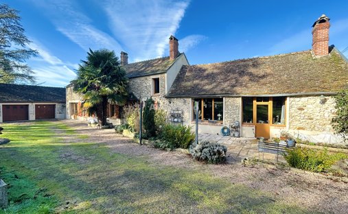 House in Prunay-le-Temple, Ile-de-France, France 1