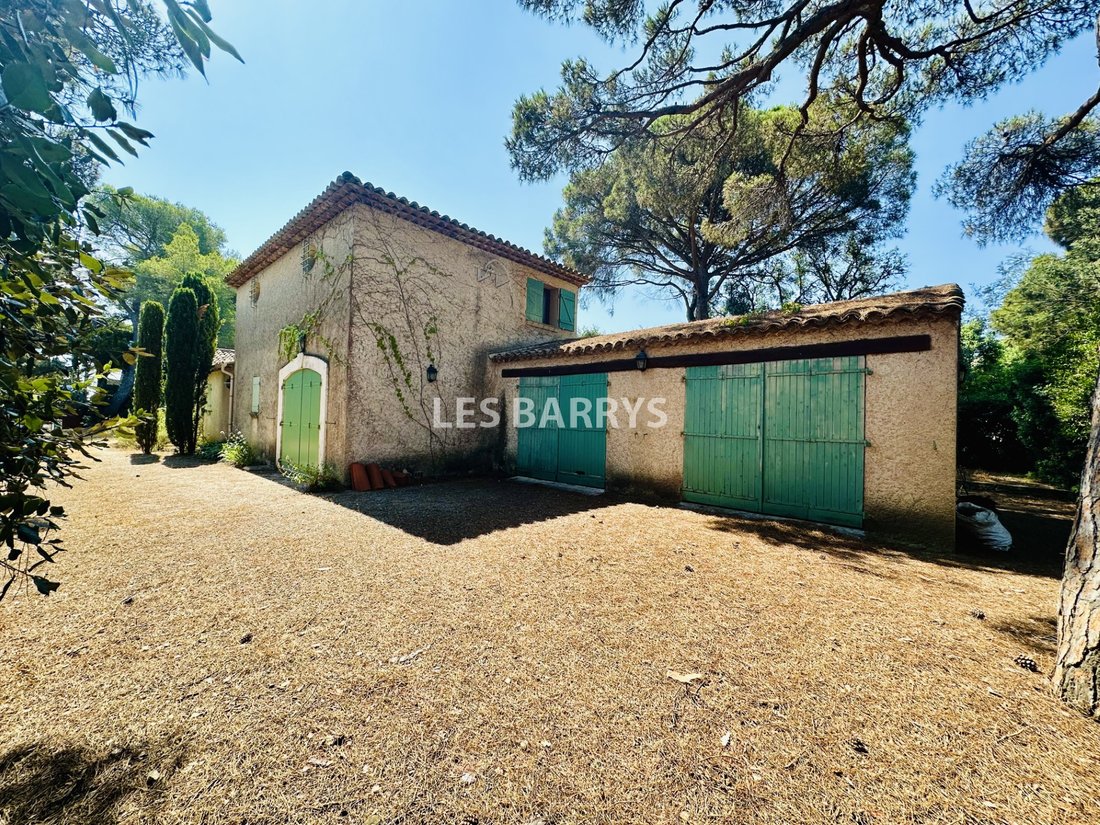 Villa in Zone Ouest Urbaine, Saint-Tropez, France 3 - 17091652