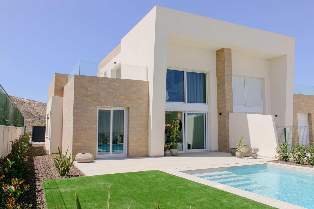 Villa in Algorfa, Valencian Community, Spain 1 - 17095653