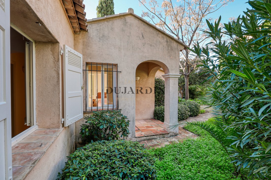 Land in Zone Ouest Urbaine, Saint-Tropez, France 4 - 17091575