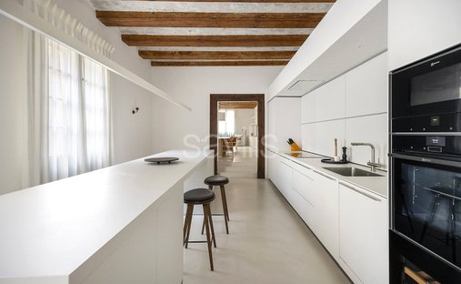 Apartment in Ciutat Vella, Barcelona, Spain 1