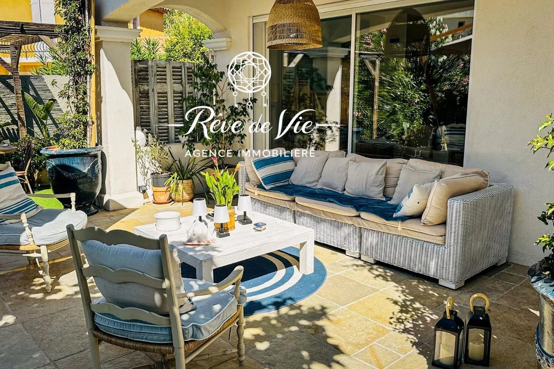 House in Le Lavandou, Provence-Alpes-Côte d'Azur, France 2 - 16005012