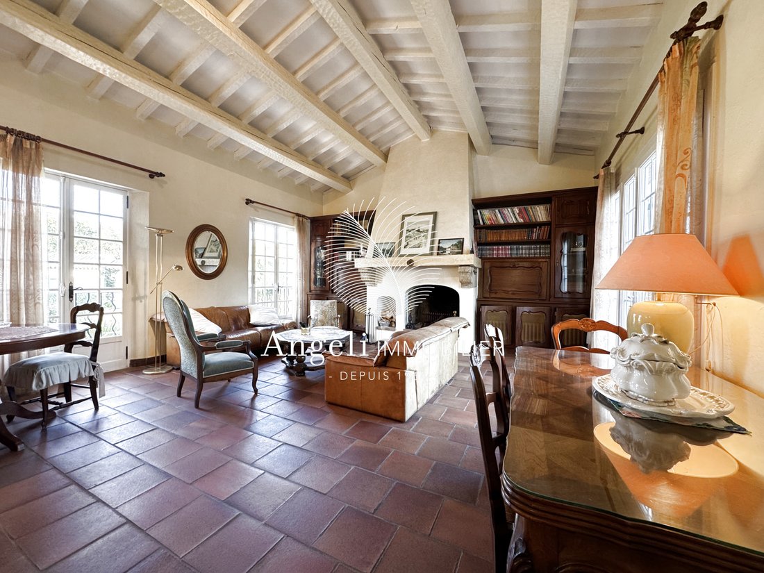 Villa in Frejus, Provence-Alpes-Côte d'Azur, France 3 - 17091755