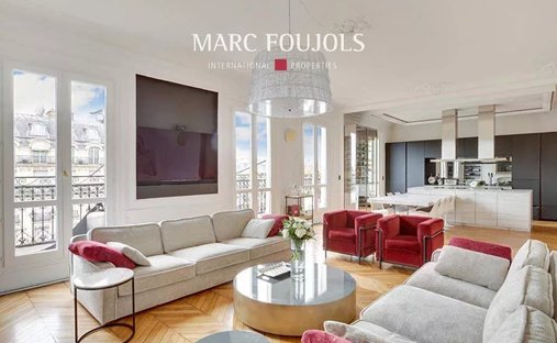 Apartment in Triangle d'Or, Paris 8e Arrondissement, Paris 1