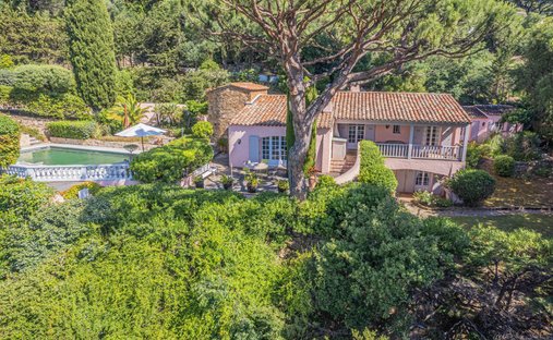 Villa in Nartelle-Noyer-Bellevue-bd des Sardinaux, Sainte-Maxime, France 1