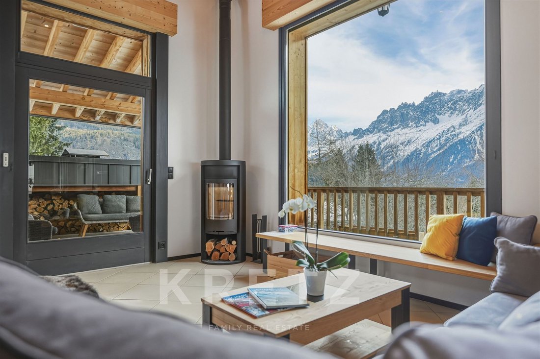 Chalet in Les Houches, Auvergne-Rhône-Alpes, France 3 - 16984503