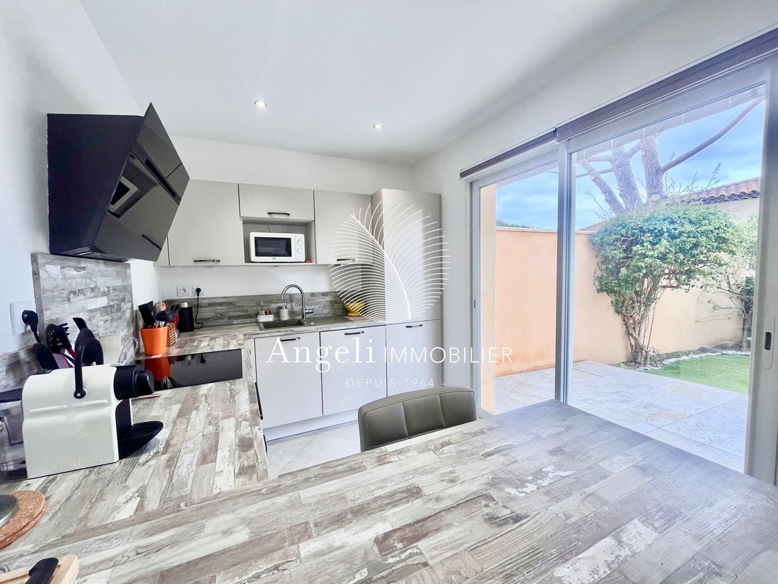 Villa in Frejus, Provence-Alpes-Côte d'Azur, France 5 - 17092014