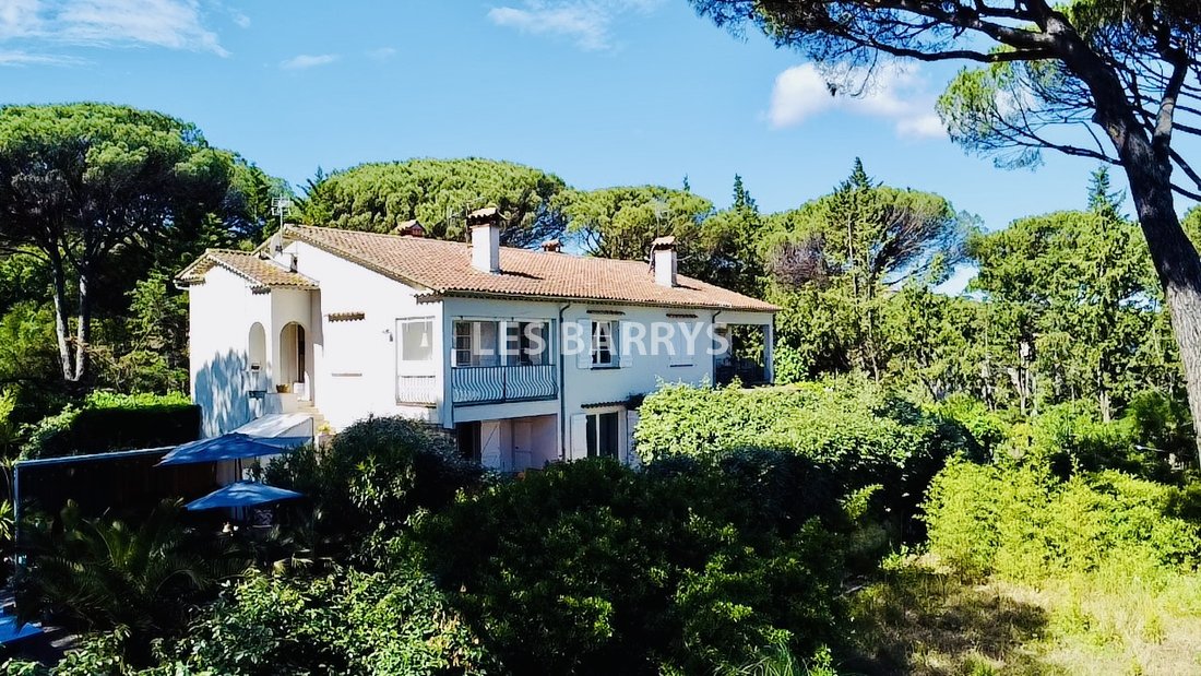 Villa in Gassin, Provence-Alpes-Côte d'Azur, France 4 - 17091609