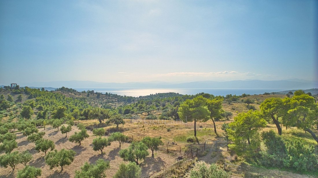 Land in Koinotita Kranidiou, Kranidi, Greece 1 - 17090445