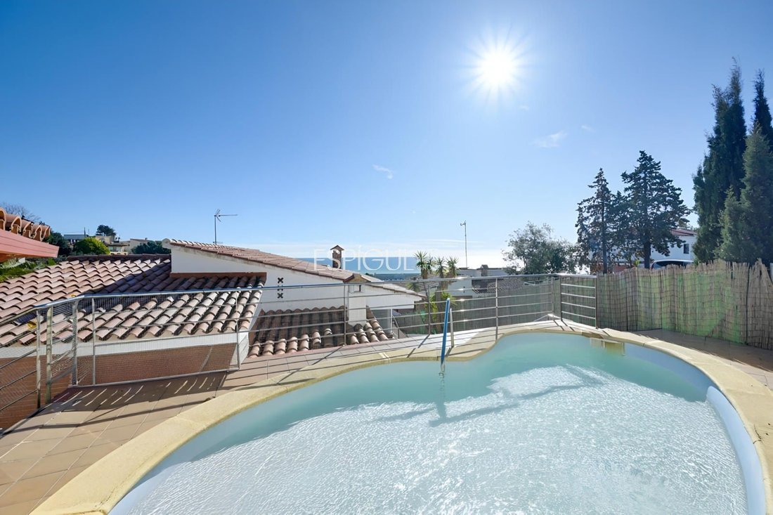 Villa in Santa Susanna, Catalonia, Spain 2 - 17089599