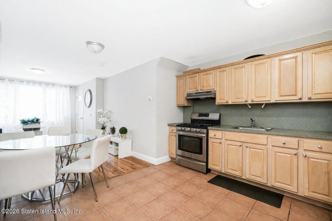 House in New York, New York, United States 5 - 17093353
