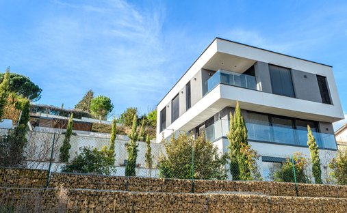 House in Albigny-sur-Saone, Auvergne-Rhône-Alpes, France 1