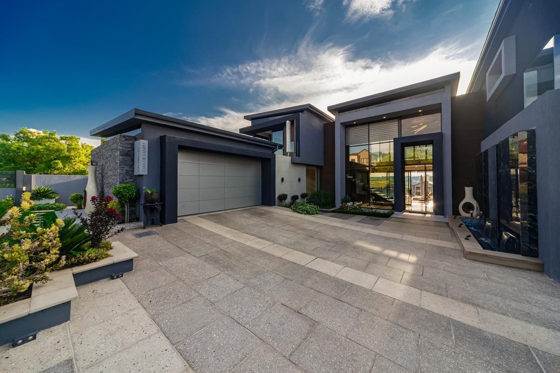 Estate in Centurion, Gauteng, South Africa 2 - 17095211