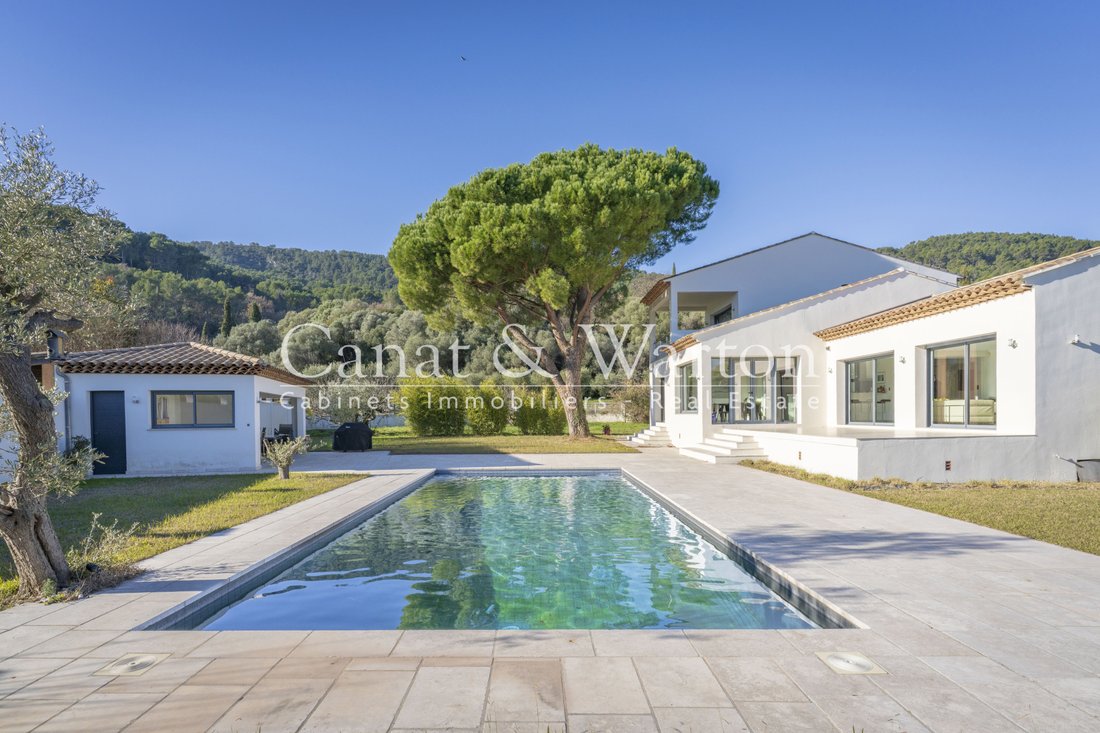 Villa in Centre, Solliès-Pont, France 1 - 17091571
