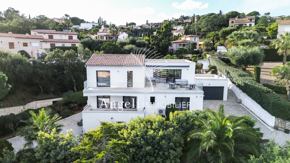 Villa in Frejus, Provence-Alpes-Côte d'Azur, France 3 - 17091569