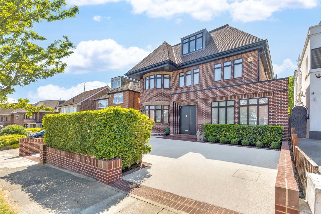 House in Finchley, Barnet, England 1 - 17089626