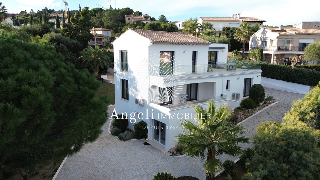Villa in Frejus, Provence-Alpes-Côte d'Azur, France 2 - 17091569
