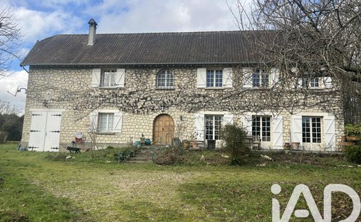 House in Vexin-sur-Epte, Normandy, France 1
